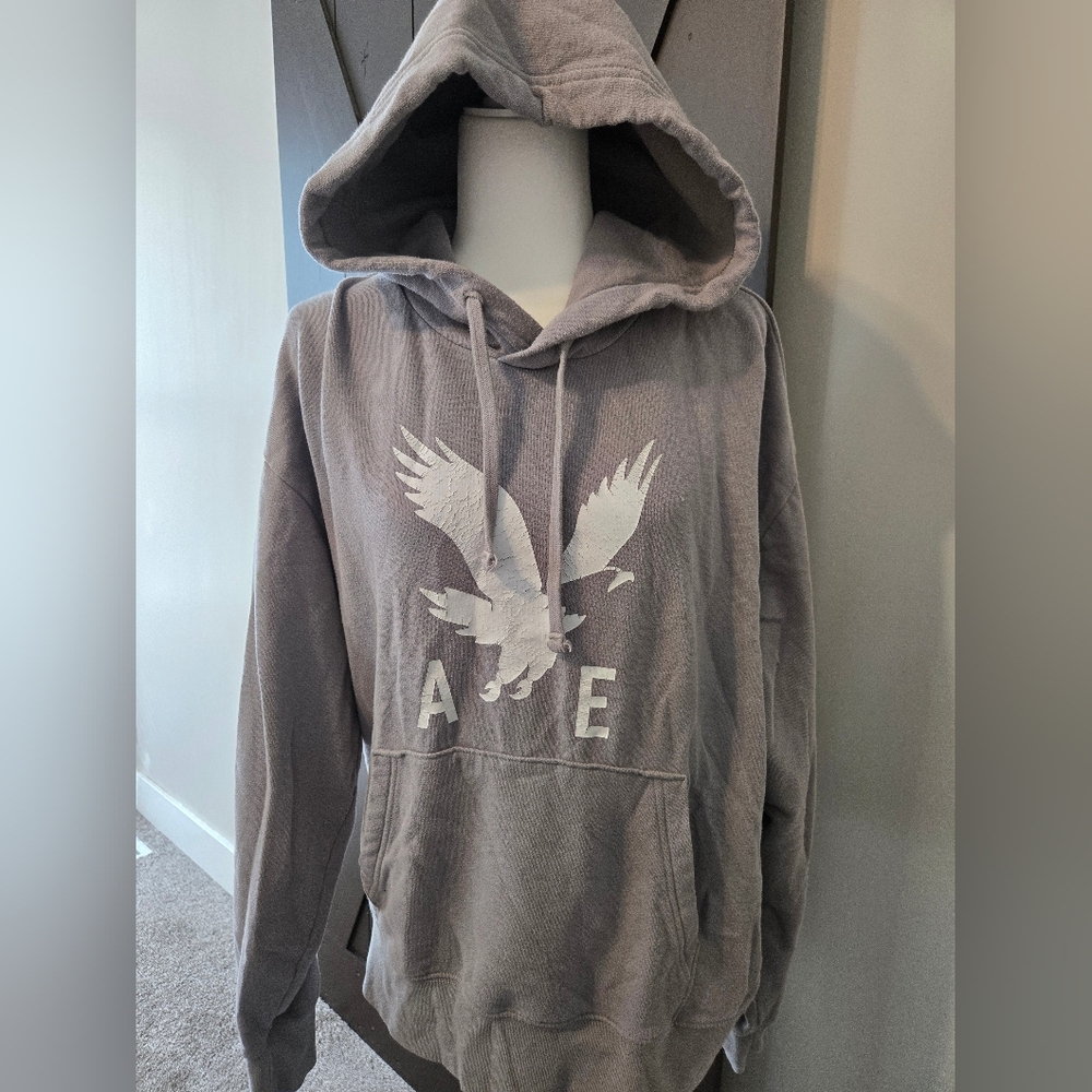 American Eagle Outfitters Relaxed Fit Gray Apparel